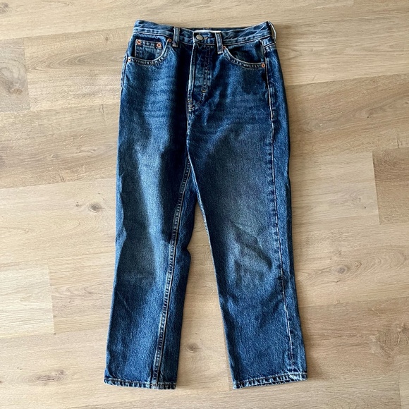 TOPSHOP Editor Straight leg jeans in bright mid blue wash - Picture 4 of 9